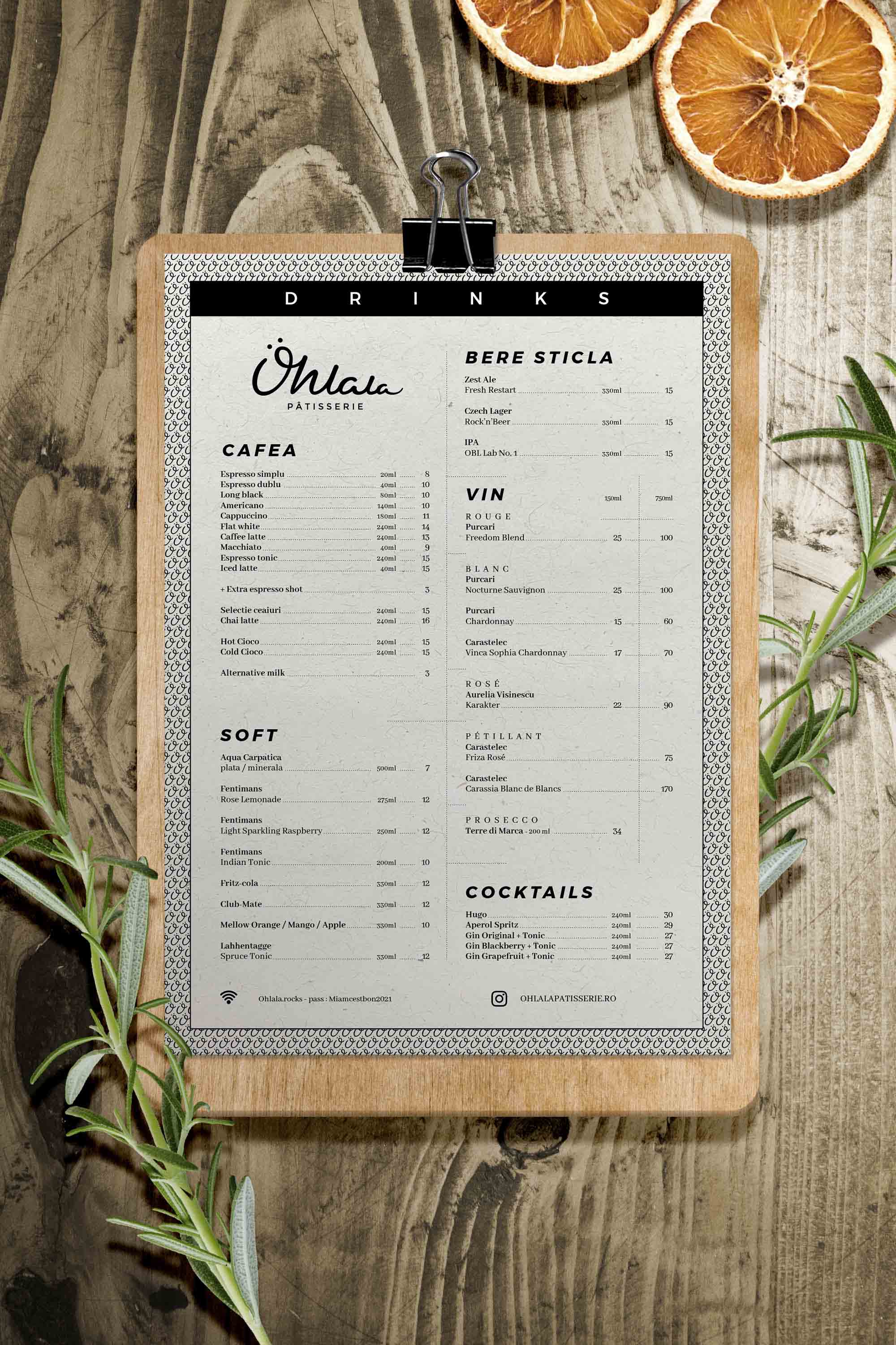 Ohlala drinks Menu on a clipboard